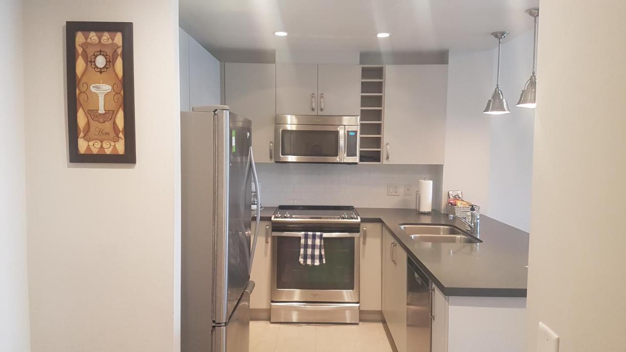 Lower Lonsdale Aprtment North Vancouver Zewnętrze zdjęcie